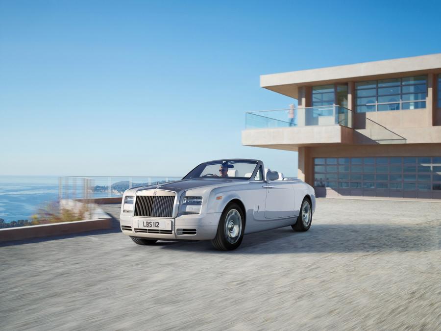  Rolls-Royce Phantom Drophead Coupe 2012 года  (фото 12 из 25)